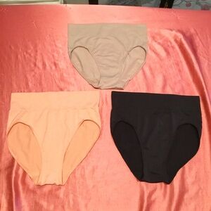 Hanes Women’s Underwear Lot of 3 Size XL